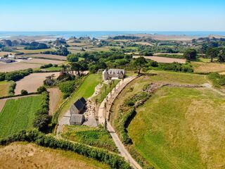  Propriété/château à vendre 15 + pièces 352 m²