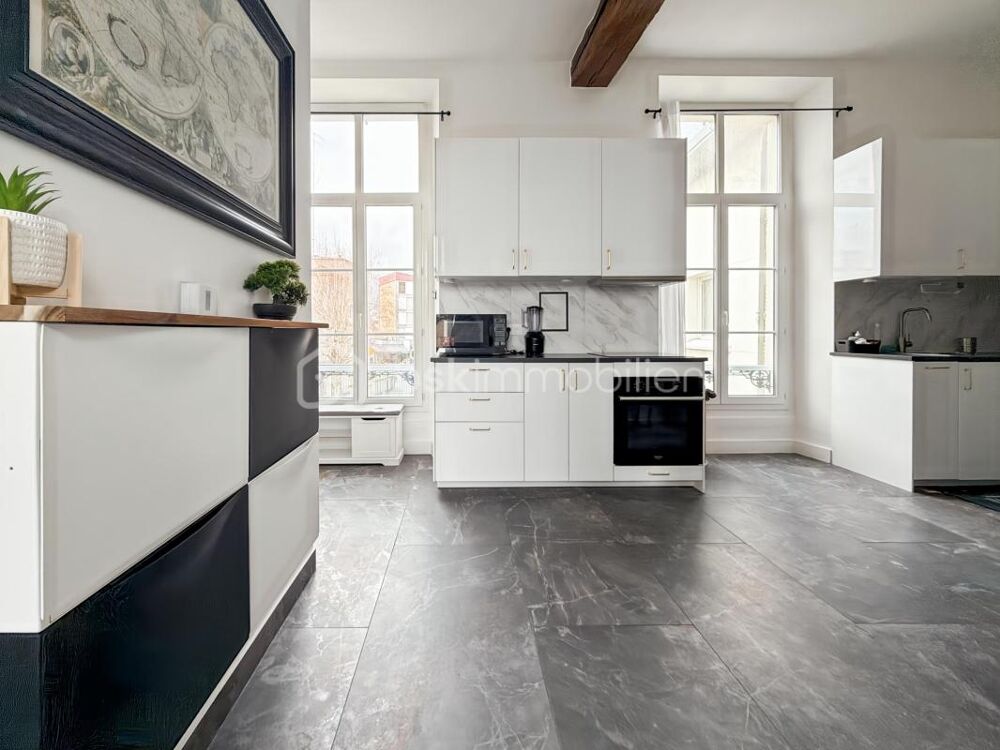 Appartement PRESTIGE F4/F5 Rive droite 113 m2 - 4 chambres - cave et parkings