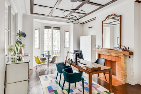 A louer bureaux livr&eacute;s r&eacute;nov&eacute;s avec parquet, moulures et chemin&eacute;es 12484 75017 Paris