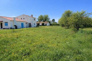  Terrain à vendre 930 m²