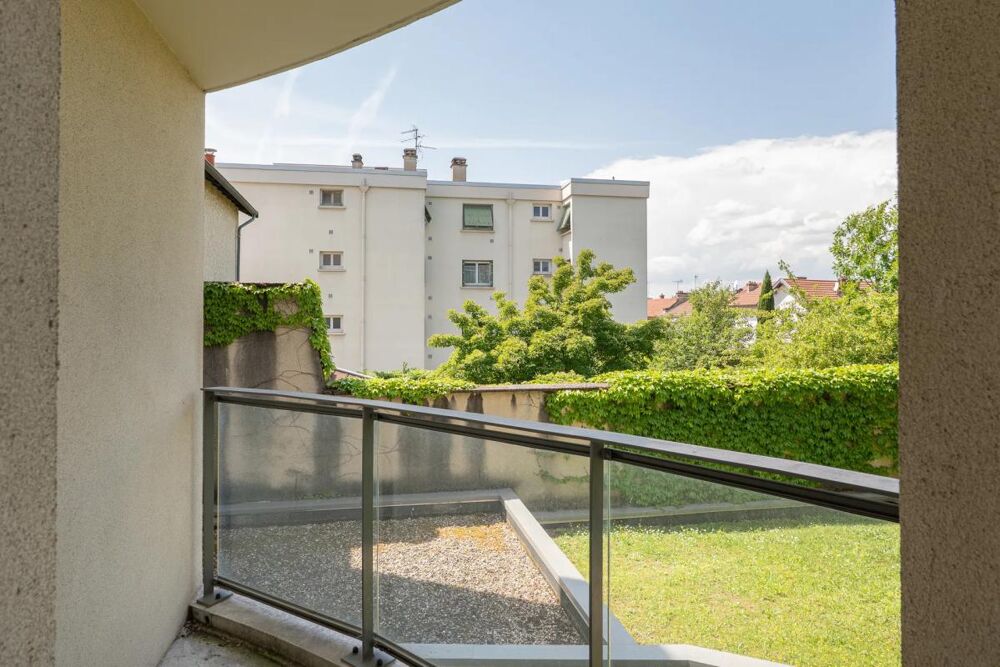 Vente Appartement LYON 8 - T3 - 61 M2 - CAME - BALCON - GARAGE EN SUS Lyon 8