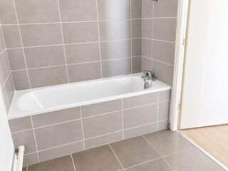  Appartement à louer 3 pièces 70 m²