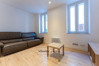  Appartement à louer 3 pièces 47 m²