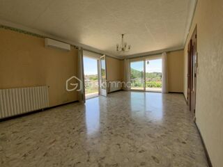  Villa à vendre 6 pièces 153 m²