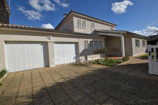  Villa � vendre 7 pi�ces 220 m�