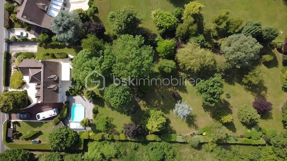Maison 7 pièces 210 m² · à Claye Souilly · 210 m² · 860 000 €