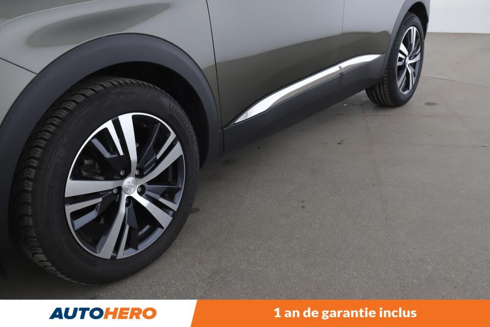 3008 1.2 PureTech Allure EAT8 130 ch 2020 occasion 92130 Issy-les-Moulineaux