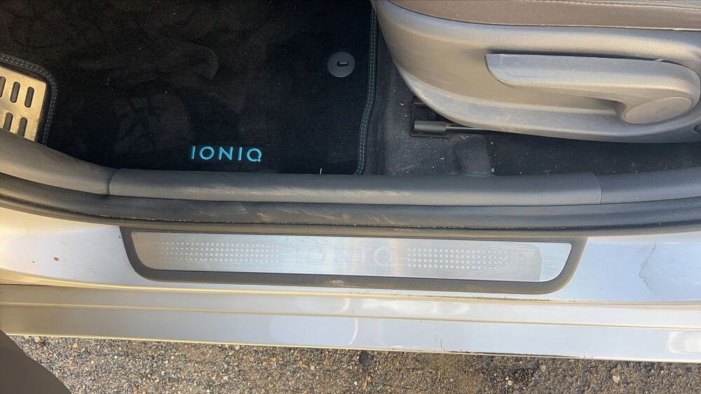 Ioniq 1.6 GDi 141 Hybrid DCT6 Creative - Premi&egrave;re main 2019 occasion 95700 Roissy En France