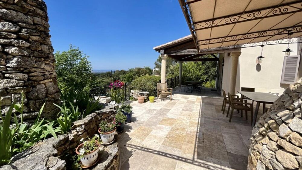  vendre  Villa Venasque (84210)