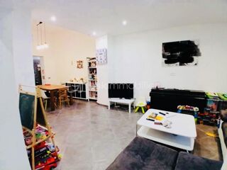  Maison  vendre 7 pices 145 m