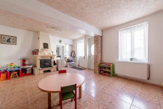  Maison � vendre 11 pi�ces 308 m�