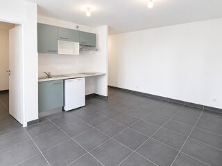  Appartement à louer 2 pièces 39 m²