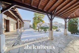  Maison � vendre 11 pi�ces 600 m�