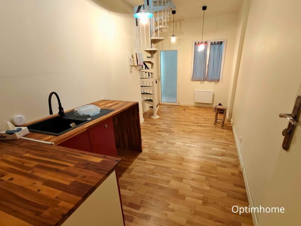 Vente Appartement Rochefort Hyper Centre – Studio ou Local Professionnel – Usage mixte autorisé Rochefort