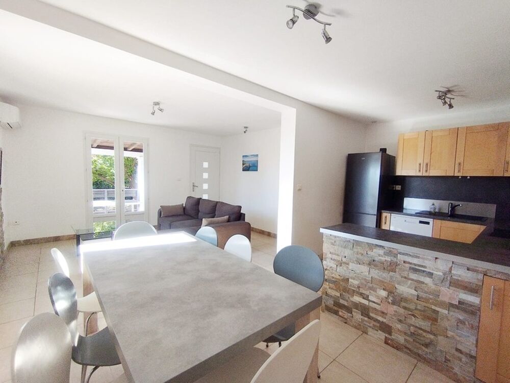 Vente Maison Maison de plain-pied de 144 m2 au total, 2 maisons indépendantes, jardins, terrasses, parking, sans vis-à-vis et proche des comm Folelli