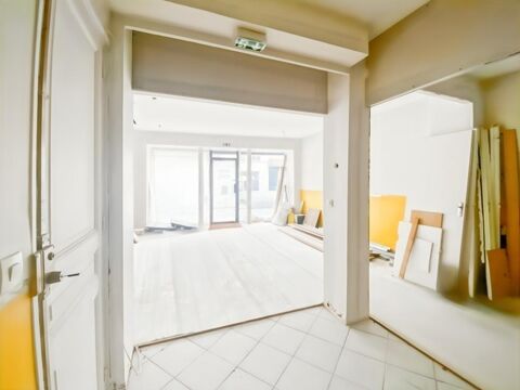 Boutique &agrave; louer environnement commer&ccedil;ant 1950 86190 Montreuil
