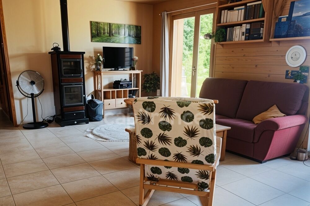 Vente Chalet Maison à vendre 4 pièces PUYCAPEL (15) Puycapel