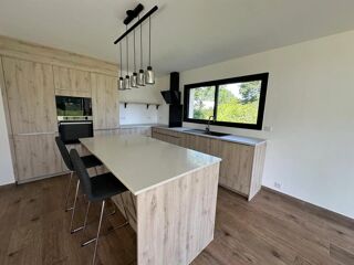  Propriété/château à vendre 7 pièces 184 m²