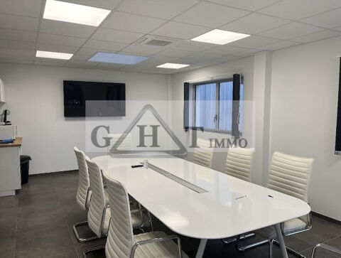   ENTREPÔT AVEC TERRAIN DE 12 500 M²  / ICPE – CHAUMES-EN BRIE 
