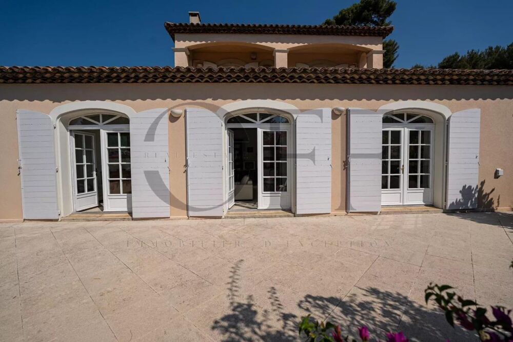Vente Villa MARSEILLE 12? – DOMAINE PRIVÉ SÉCURISÉ Élégante propriété de 220 m² sur 1 660 m² de terrain paysager • 4 chambres • Piscine • Do Marseille 12
