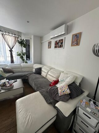  Immeuble  vendre 7 pices 184 m