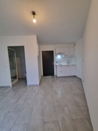  Appartement à louer 1 pièce 19 m²