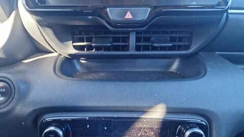 Yaris IV 1.5 VVT-i 116 Hybrid E-CVT Dynamic - Premi&egrave;re main Entret 2024 occasion 50400 Granville