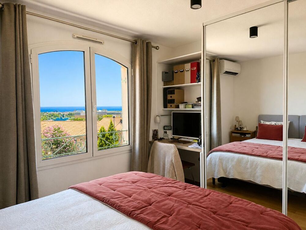 BORMES-LES-MIMOSAS - LE PIN - APPARTEMENT VUE MER AUX ALLURES DE VILLA