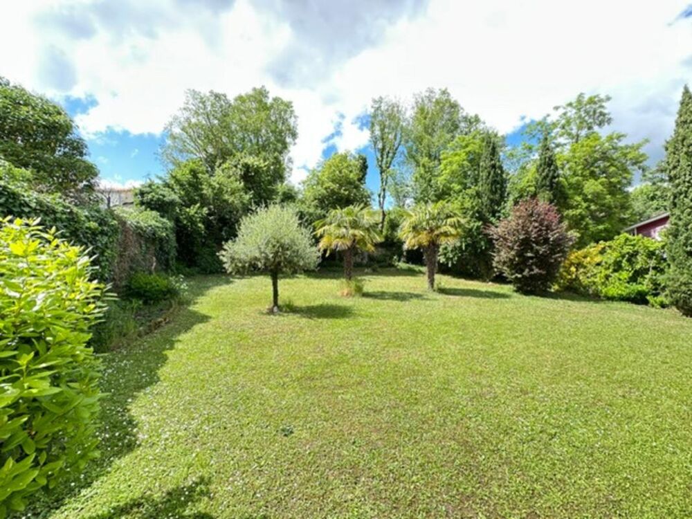 ? Maison 3 pièces avec grand sous-sol  Quartier Saint-Cybard à Angoulême ?