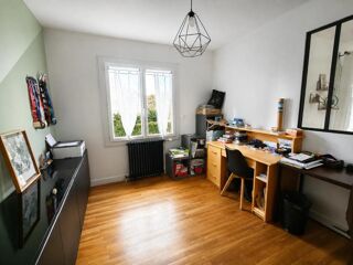  Propriété/château à vendre 4 pièces 119 m²