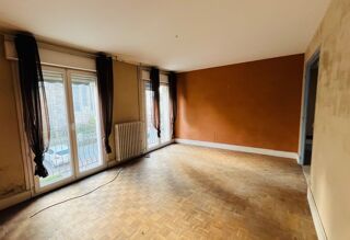  Immeuble � vendre 15 + pi�ces 300 m�