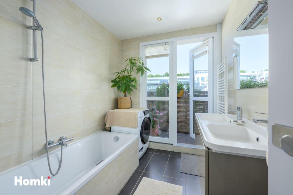 à vendre  Appartement Courbevoie (92400)