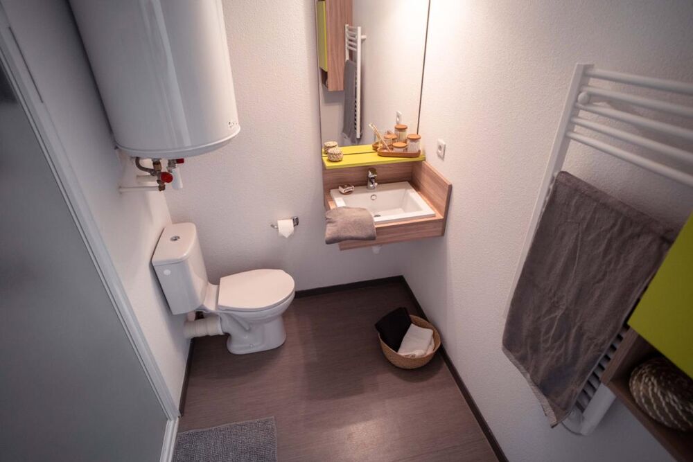 A LOUER - STUDIO MEUBLE PLEIN COEUR DU CAMPUS DE BELLE-BEILLE ANGERS