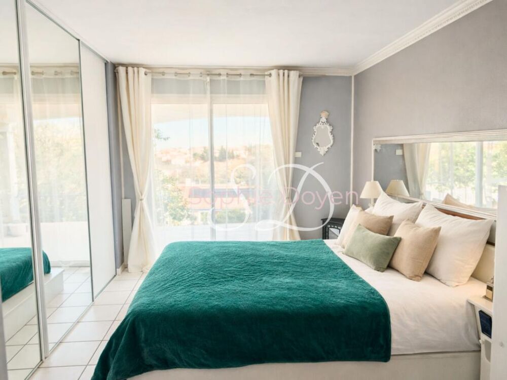 Maison 4 faces T 5 et appartement T2 indépendant - Villelongue Dels Monts - 191 m²