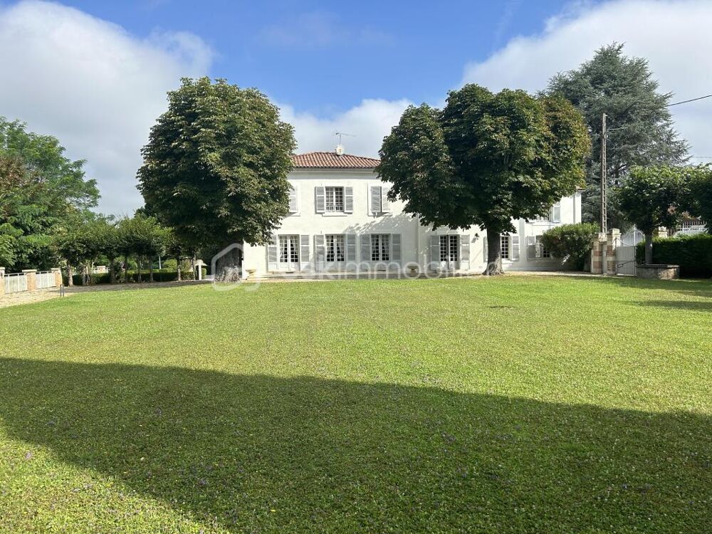 Maison 11 pièces 453 m² · à Villeneuve sur Lot · 453 m² · 569 900 €