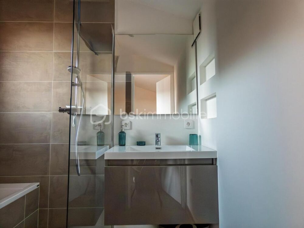 Vente Appartement Appartement à vendre 2 pièces - Saint-Raphaël (83) Saint raphael