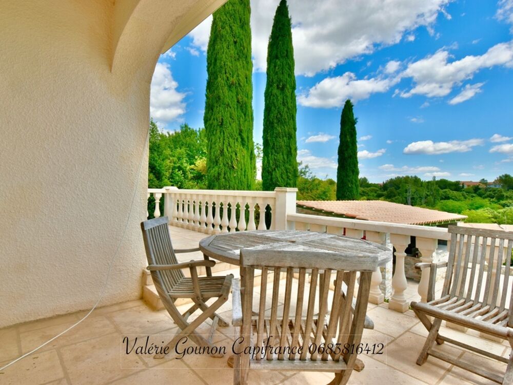 Villa méditerranéenne à vendre 5 pièces-JUVIGNAC (34)-197 m²utiles3,4 chambres-sous-sol 182m2-garage double-Piscine