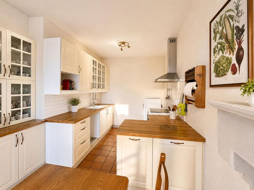 Vente Maison Secteur Bellême - Maison 5 chambres avec ateliers, bureaux, gîte et jardin clos Belleme