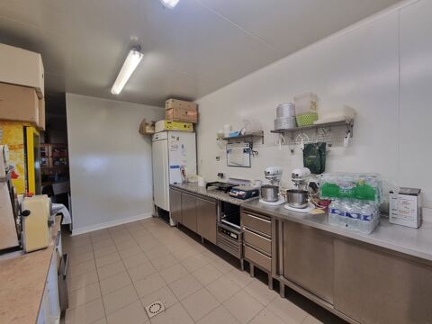   Fonds de commerce BOULANGERIE-PATISSERIE-VIENNOISERIE, avec grand logement, à 15 min de CHALLANS (85) 