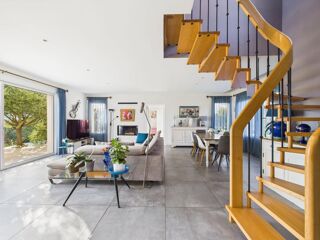  Maison � vendre 4 pi�ces 145 m�