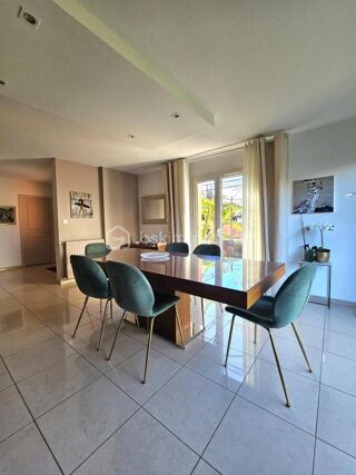  Maison � vendre 7 pi�ces 230 m�