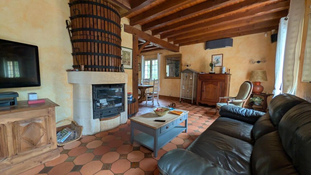 Vente Villa Maison familiale de 160 m2 environ à Bergerac. Secteur Calme et verdoyant Bergerac