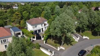  Villa à vendre 8 pièces 212 m²