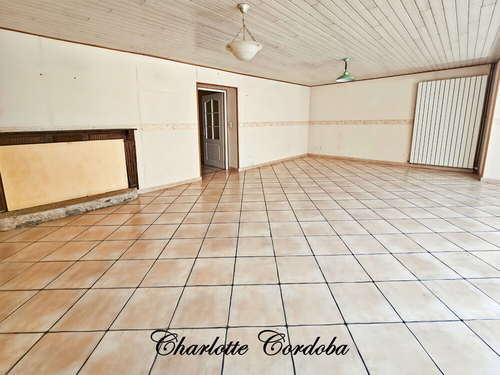 ? FEUGAROLLES  156 m², 3 chambres, un bureau et plus de 70 m² pour vivre et recevoir
