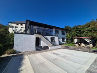  Maison � vendre 7 pi�ces 221 m�