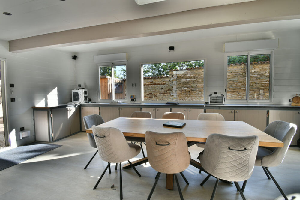 Vente Maison Maison à vendre 8 pièces proche de TONNAY CHARENTE (17) Tonnay charente