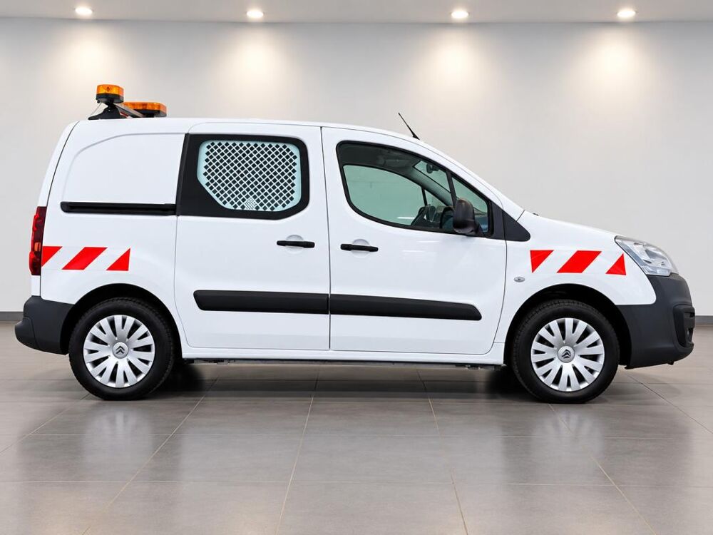 Berlingo 1&deg; Main / 1.5L VTI 95cv Version BUSINESS GPS/CLIM/REGUL/T&eacute;L/ 2018 occasion 60430 Abbecourt