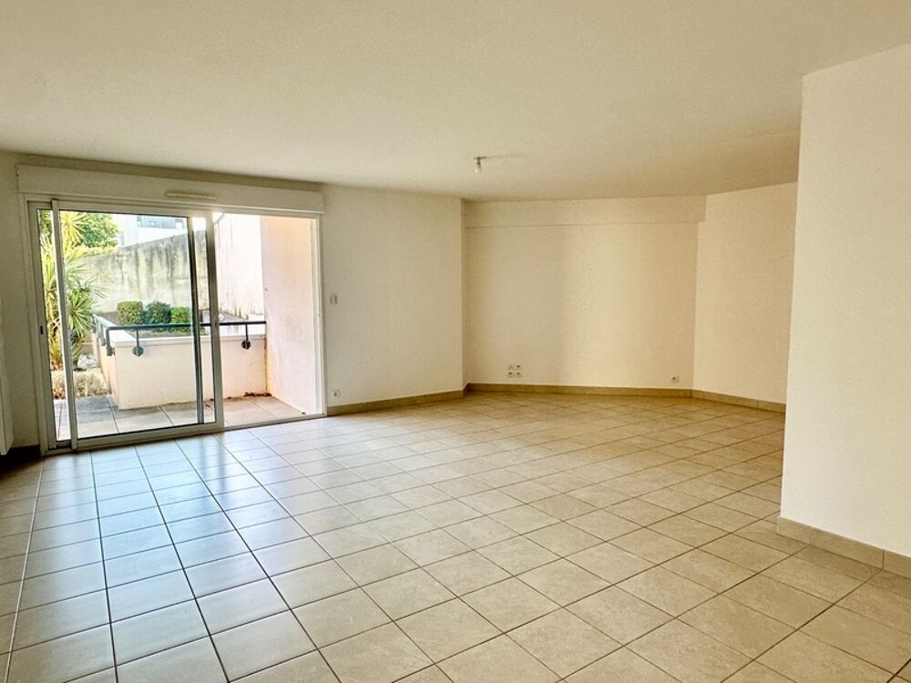 Vente Appartement APPARTEMENT 3 PIÈCES - 78 m² - VANNES (QUARTIER LA MADELEINE) Vannes