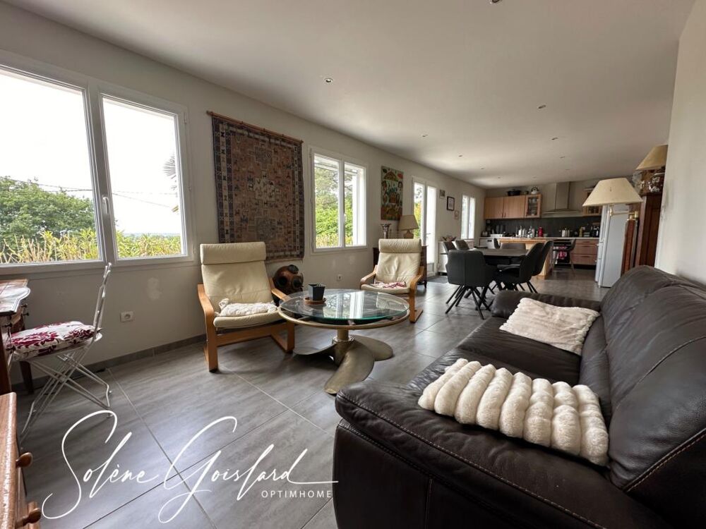 Maison vie de plain-pied, bourg, 3 chambres, au calme