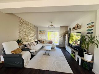  Maison � vendre 9 pi�ces 215 m�